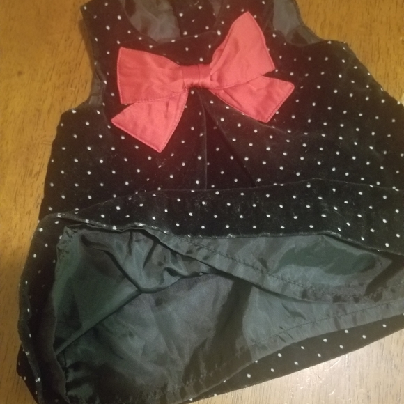 Velvet Dress with Red Bow - Picture 4 of 5